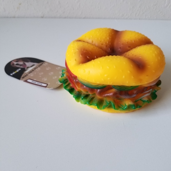Squeak Hamburger Dog Toy New - Picture 3 of 12